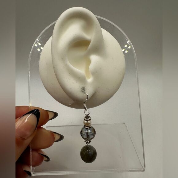 2" Labradorite, faceted glass, pearl and silver tone accent dangle earrings! - Picture 6 of 9